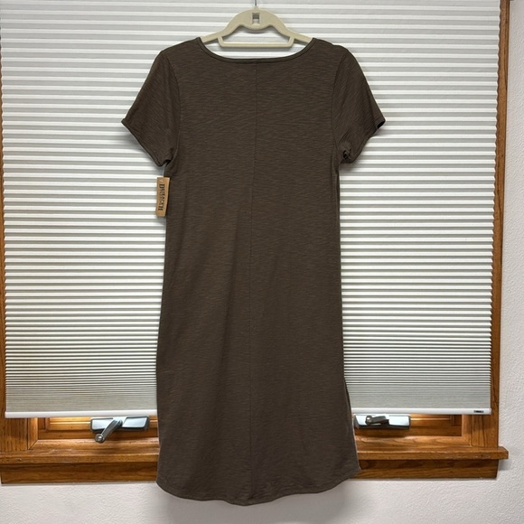 Duluth Trading Co. NWT Brown To ‘n’ Flow Short Sleeve Jersey Dress Size XS - Picture 3 of 6